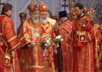 Праздник души на площади Свободы. Харьковчане услышали литургию патриарха Кирилла и причастились
