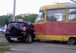 На Клочковской трамвай протаранил внедорожник. Электромашины полчаса не ходили