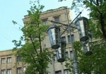 Уникальные уличные фонари установили возле университета Каразина