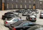На машины и дачи высокопоставленных чиновников в этот году потратят 100 миллионов гривен
