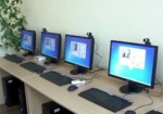 Бизнес включается в соцпроекты. В двух училищах Харьковщины обновили компьютерные классы
