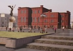 Место «Пятерых из ломбарда» займет Ника. Проект нового памятника Независимости коммунисты раскритиковали
