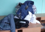 Таможенники задержали партию одежды почти на 100 тысяч гривен