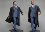 У Медведева заказали статуэтку Януковича