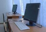 Яценюк усомнился в законности тендера на закупку учебных компьютеров