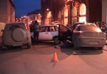 В центре Харькова столкнулись восемь машин. Один из водителей погиб