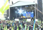 Десять тысяч недовольных. Украинцы протестовали против политики Президента