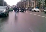 На проспекте Ленина автомобиль сбил двух пешеходов и скрылся