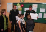 Школьники Харьковщины написали четыре тысячи писем матросам
