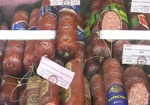 Лишь 3% украинских колбас делают без красителей