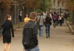 Украинские студенты не хотят оставаться в Украине, а «заробитчане» – возвращаться