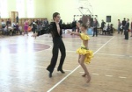 Страстное танго и горячий ча-ча-ча. В Змиевском районе прошли всеукраинские соревнования по бальным танцам