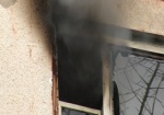 Из-за пожара в соседней квартире девушка отравилась угарным газом