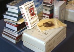 Библиотеки харьковских школ пополнились новыми книгами