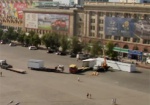 На площади Свободы появились первые конструкции фан-зоны Евро-2012