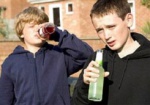 Несовершеннолетних алкоголиков и наркоманов пересчитают