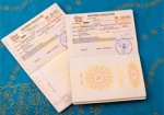 Украинским дипломатам разрешили ездить в Индию без виз