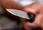 Женщина ударила ножом сожителя за то, что он не хочет работать