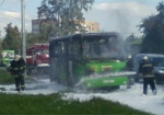 В Харькове на ходу загорелся автобус