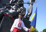 У памятника Шевченко харьковские поэты читают стихи