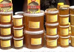 Медовуха на калине, экстракт от туберкулеза и пчелотерапия. В центре Харькова открылась медовая ярмарка