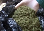 Житель Изюма хранил дома около трех килограммов наркотиков