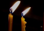 Украинцев призывают завтра в 16:00 поставить на окно зажженную свечу