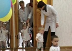 Украинцы в этом году усыновили втрое больше детей, чем иностранцы