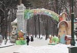 И зимой, и летом. Посетители парка Горького неизменно выбирают колесо обозрения и американские горки