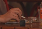 Нардепы предложили снова разрешить курение в ресторанах и барах
