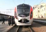В пятницу из Харькова в Киев пустят дополнительный скоростной поезд