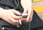 В Украине курит каждый третий - соцопрос