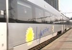 Поезд Hyundai из-за поломки опоздал в Харьков на три часа