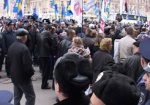Сегодня в Харькове - оппозиционеры со всей страны. Несмотря на судебный запрет, митингующие прошли по центру города