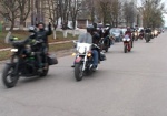Харьковские мотоциклисты призывают автомобилистов соблюдать ПДД