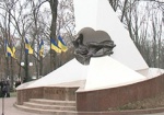 Янукович поручил пересчитать настоящих чернобыльцев