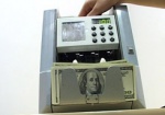 В НБУ хотят, чтобы украинцы перестали покупать валюту «в физическом виде»