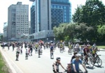 Тысячи велосипедистов и ни одного автомобиля. Накануне в городе прошел традиционный «Велодень»