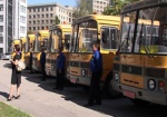 В этом году правительство закупит более 600 школьных автобусов
