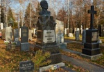 Губернатор: Памятники и могилы выдающимся харьковчанам восстановят