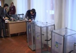 Депутаты предлагают провести президентские выборы в марте 2014 года