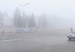 Пробки на дорогах, задержки в аэропортах. В Харькове резко потеплело