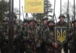 Турчинов подписал указ об отводе войск из Крыма