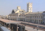 «Укрзалізниця» создала на вокзалах пункты информпомощи переселенцам из Крыма