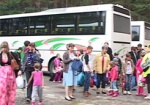Беженцы из Славянска. Двести человек нашли приют в детском лагере на Харьковщине