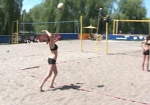 В Харькове проходит Спартакиада по пляжному волейболу