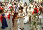 Цветочные феи и булгаковские Маргариты. Харьковские невесты соревновались за лучший свадебный образ