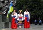 Один праздник – два настроения. В Харькове прошли мероприятия ко Дню Конституции