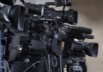 Яценюк: В Украине создадут общественное телевидение, которое будет говорить правду