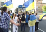 Акция патриотизма. В Харькове украшают украинской символикой общественный транспорт